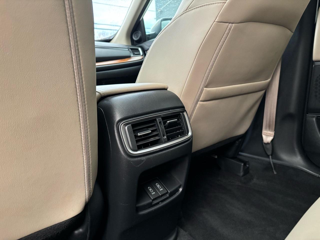 2017 Honda CR-V Touring - Photo #17