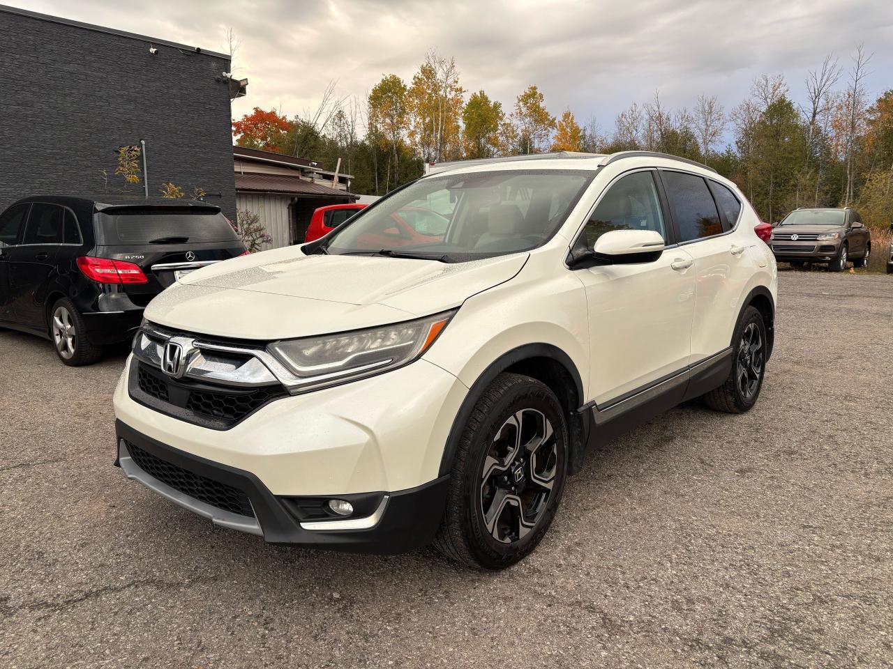 2017 Honda CR-V Touring - Photo #3