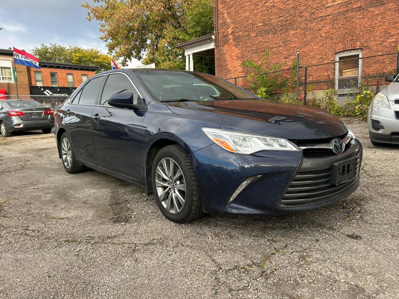 Used 2016 Toyota Camry XLE for sale in Hamilton, ON