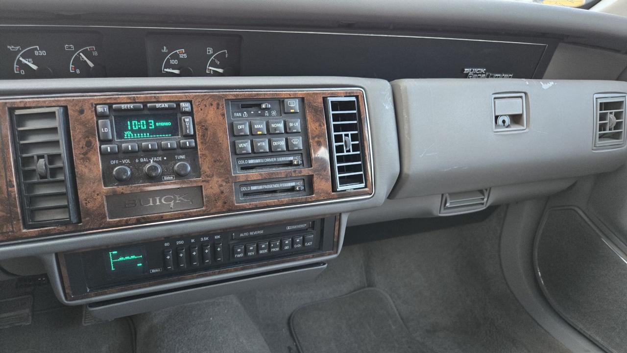 1993 Buick Regal 4dr Sedan Limited - Photo #13