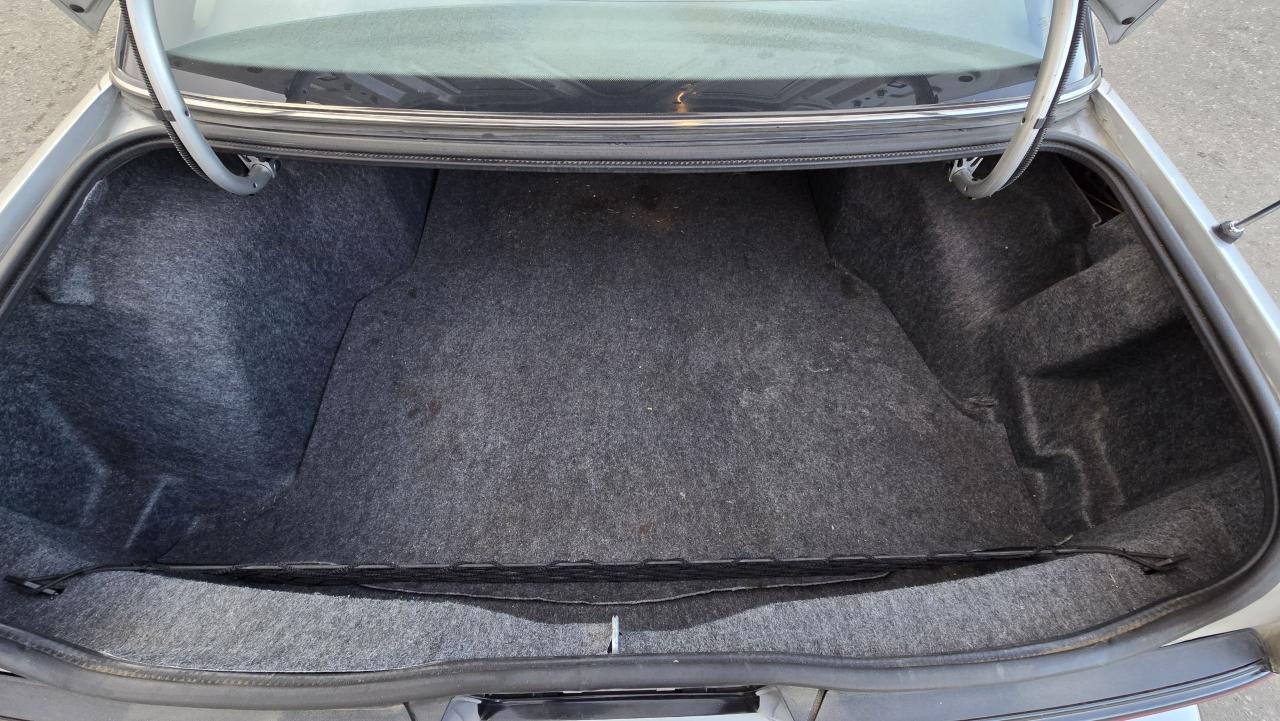 1993 Buick Regal 4dr Sedan Limited - Photo #17