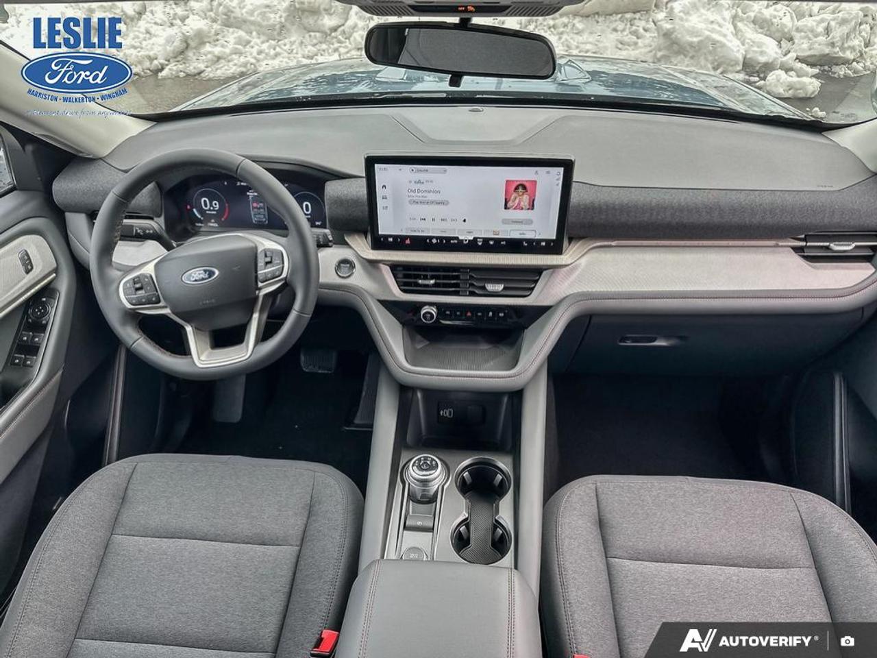 2026 Ford Explorer Active 4WD Photo