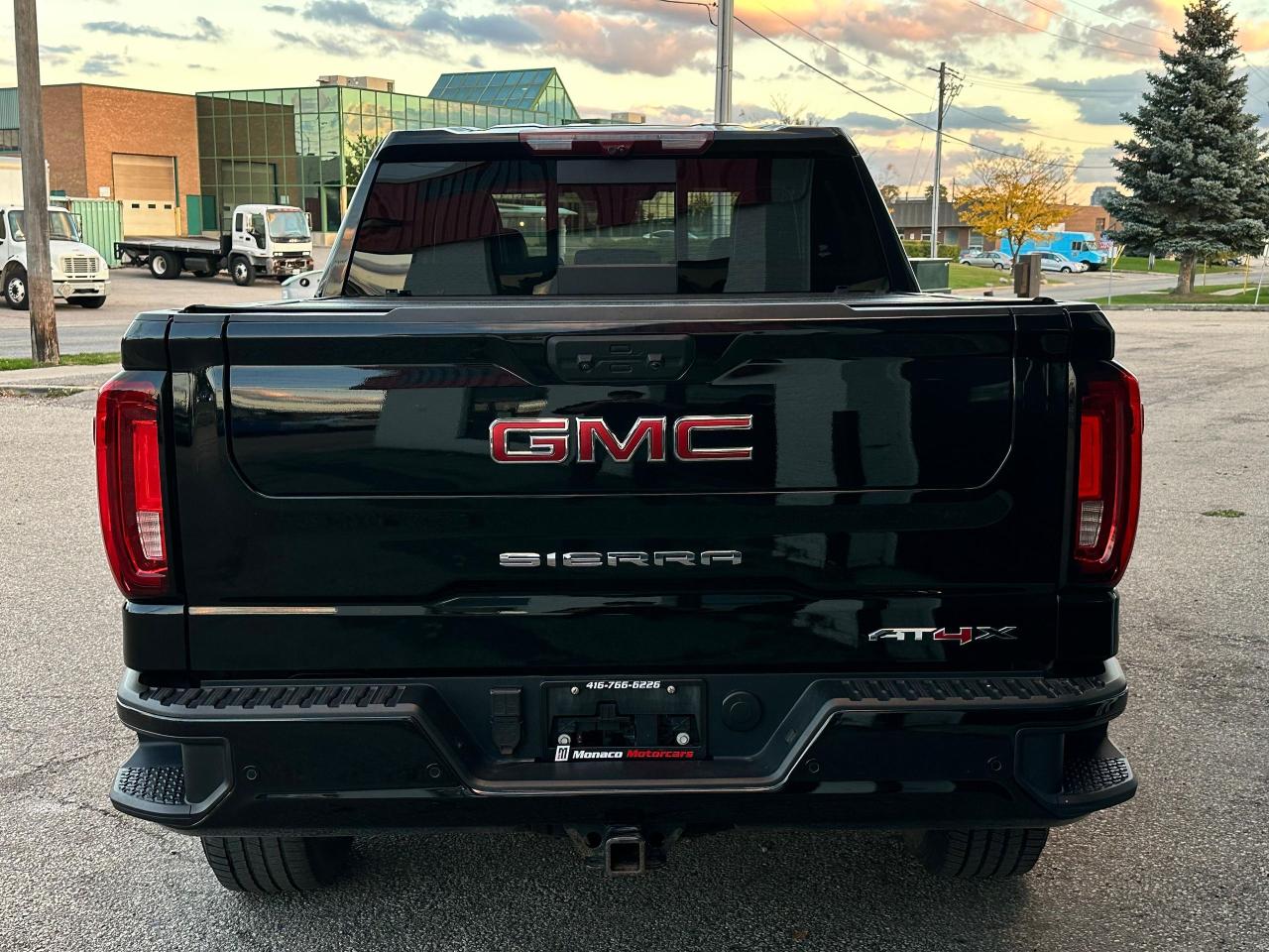 2022 GMC Sierra 1500 AT4X - SUNROOF|LANEKEEP|BLINDSPOT|360CAM|NOACCIDEN Photo4