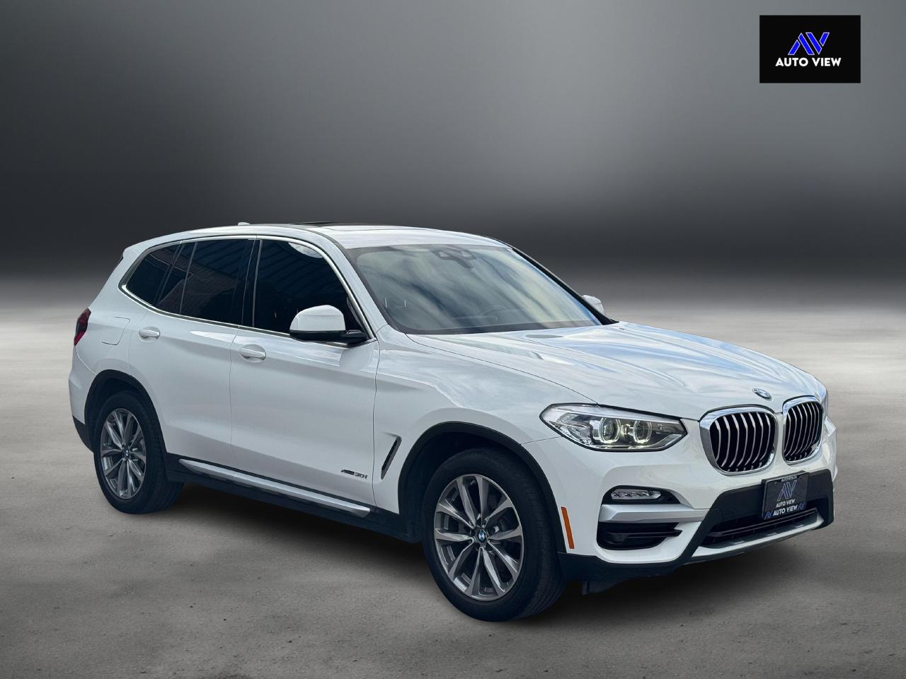 2018 BMW X3 xDrive30i **X-LINE** - Photo #3