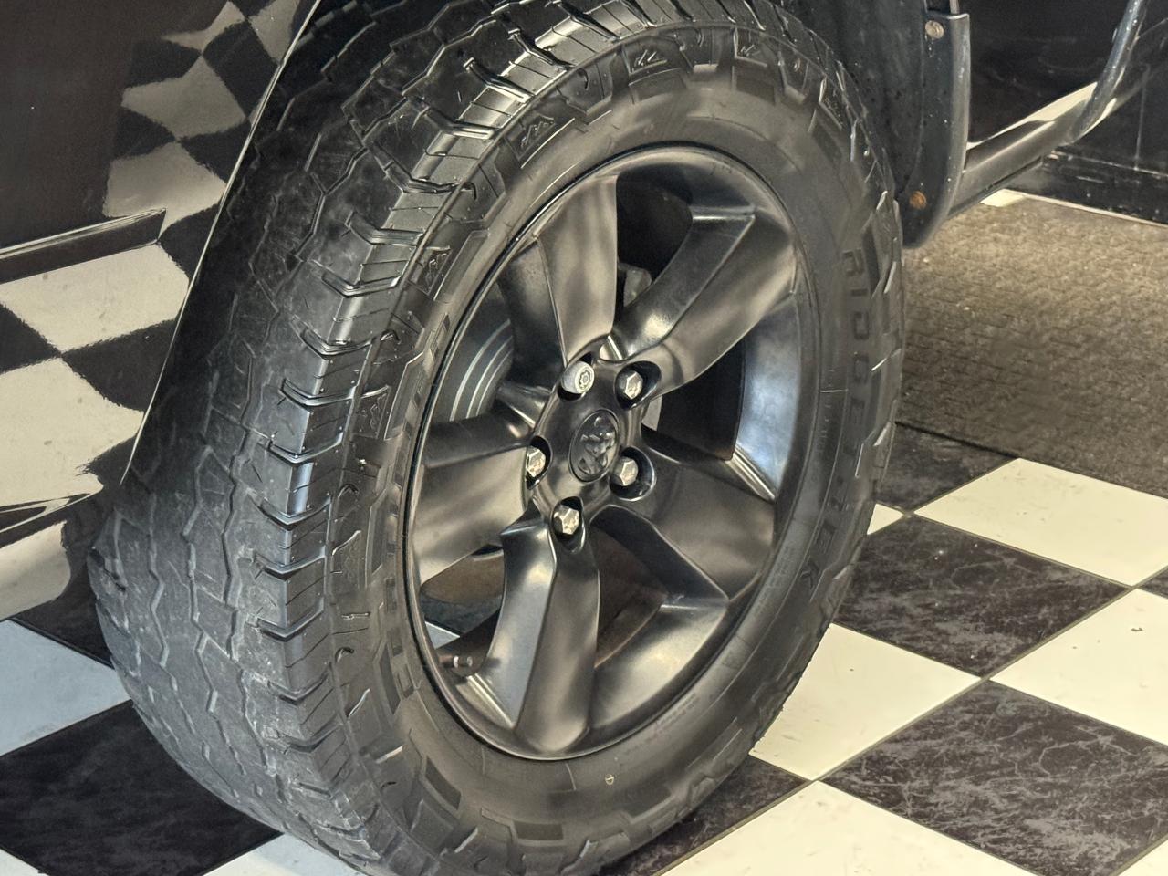 2016 RAM 1500 ST+New Tires+Brakes+Camera+Bluetooth+A/C Photo79