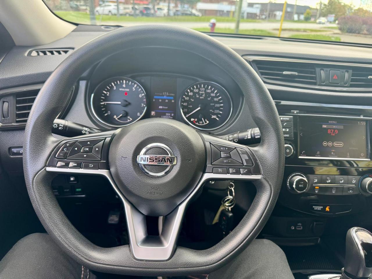 2018 Nissan Rogue AWD S Photo4