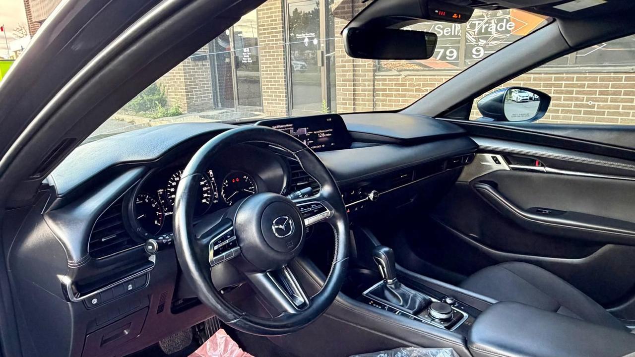 2019 Mazda MAZDA3 GT - Photo #8