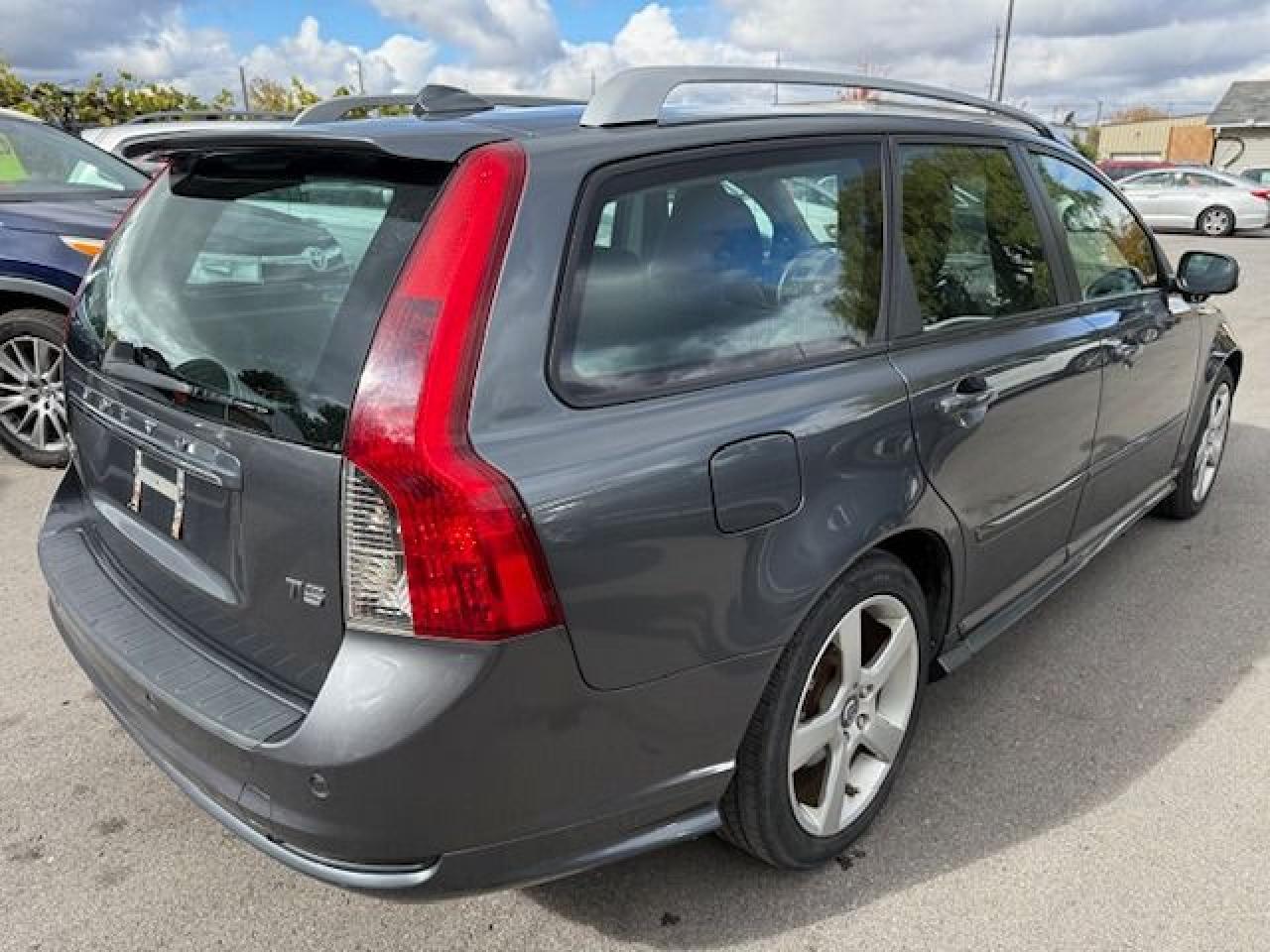 2011 Volvo V50 5DR WGN - Photo #10