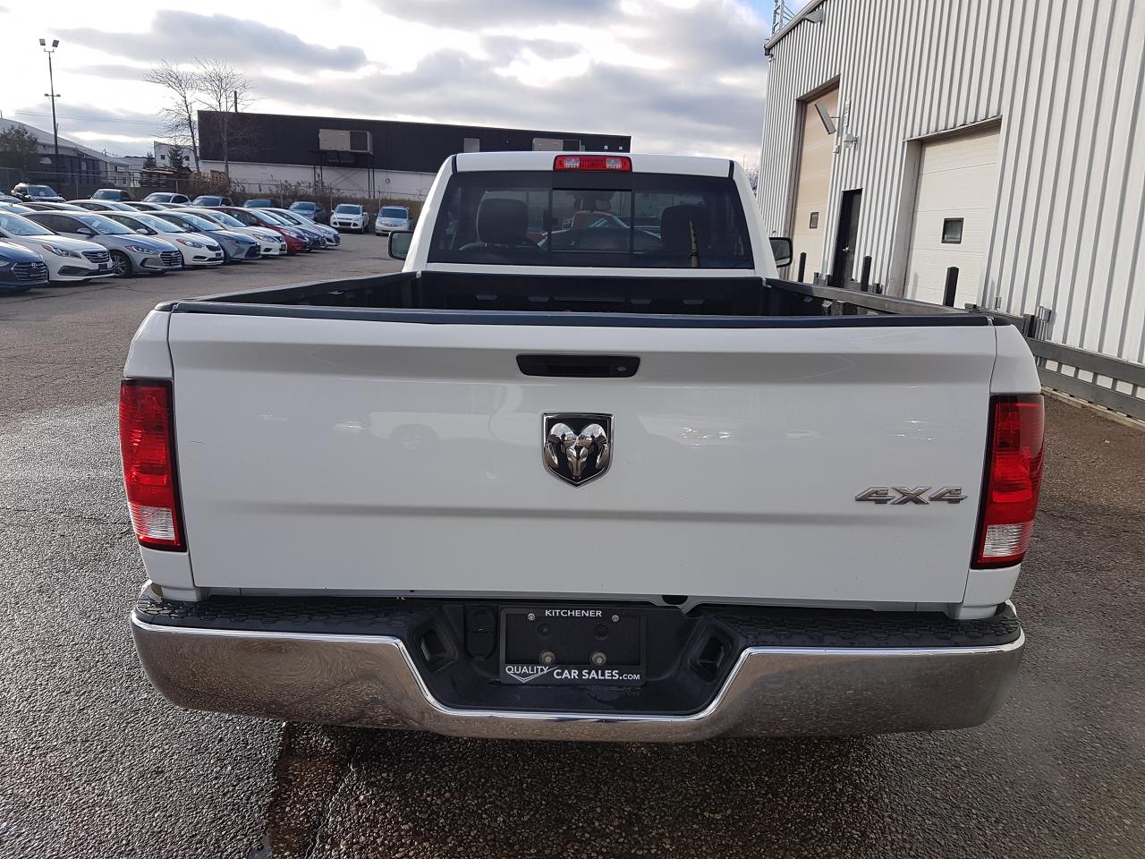 2019 RAM 1500 Classic Regular Cab 8' Long Box 4x4 Photo4