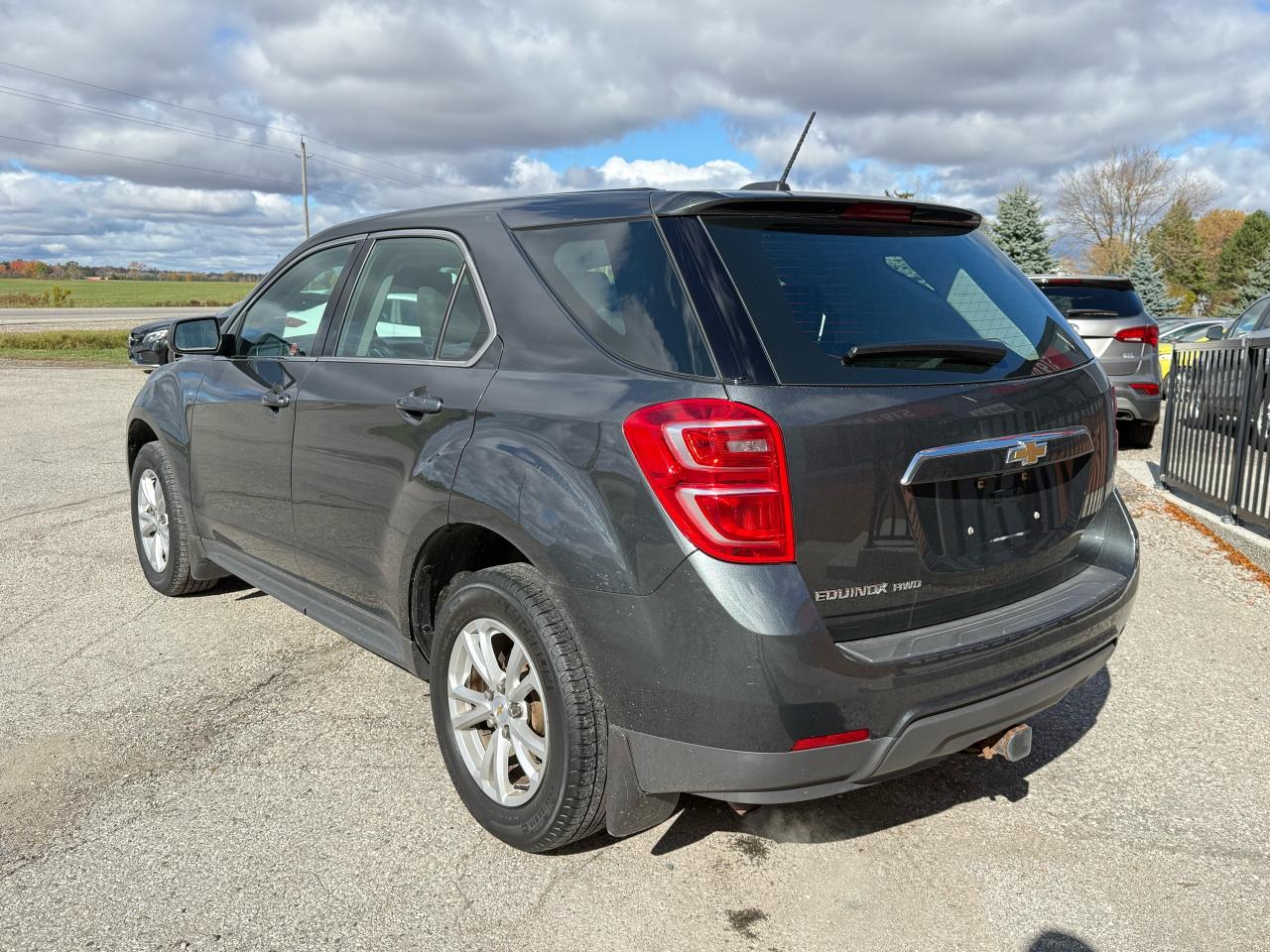 2017 Chevrolet Equinox LS | Backup Camera | Bluetooth | Cruise Control Photo2