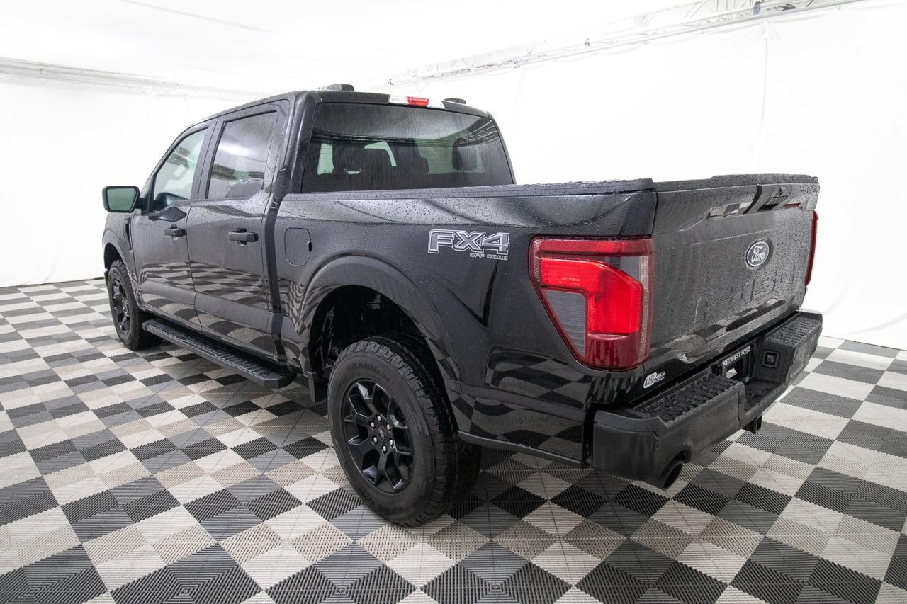 2025 Ford F-150 STX 4WD SuperCrew 5.5' Box Photo5