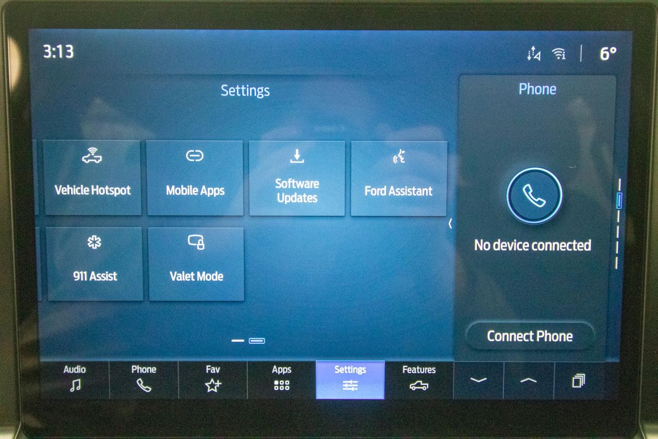 2025 Ford F-150 STX 4WD SuperCrew 5.5' Box Photo5