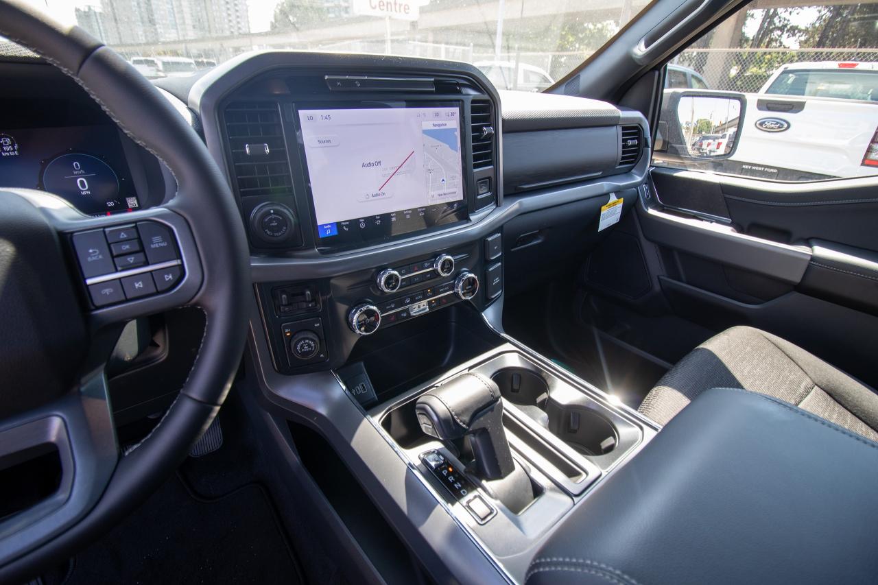 2025 Ford F-150 XLT 4WD SuperCrew 5.5' Box Photo5