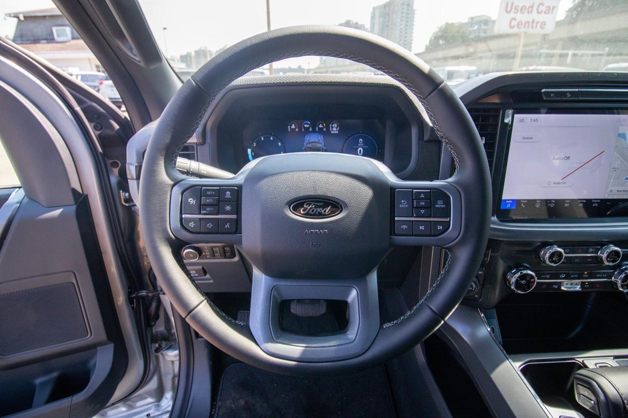 2025 Ford F-150 XLT 4WD SuperCrew 5.5' Box Photo5