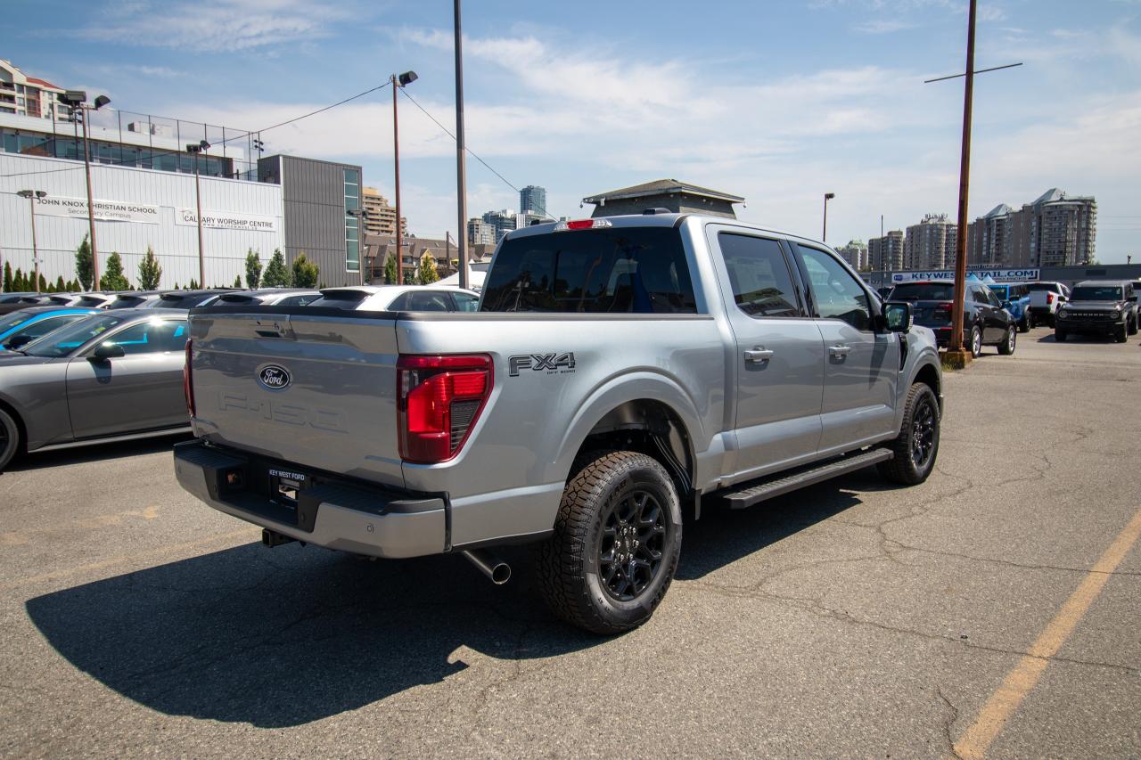 2025 Ford F-150 XLT 4WD SuperCrew 5.5' Box Photo5