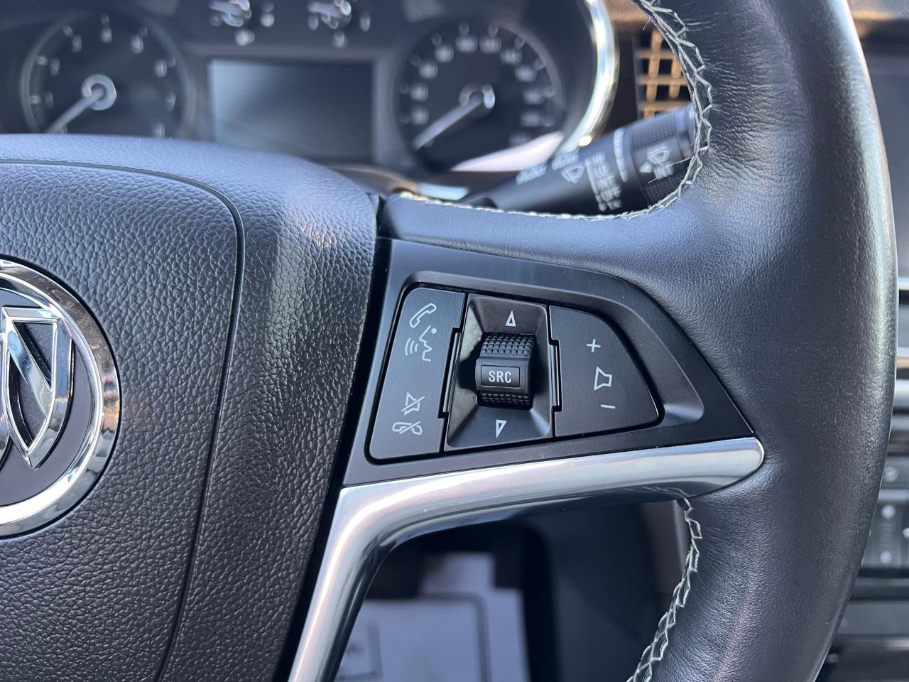 2019 Buick Encore Essence Photo19