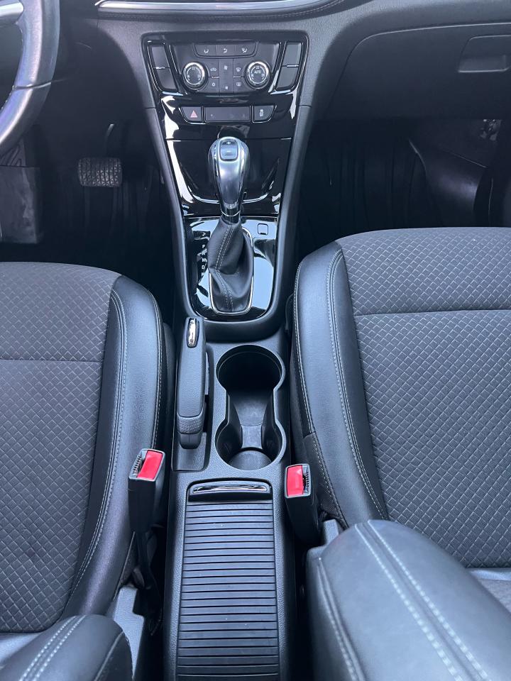 2019 Buick Encore Essence Photo23