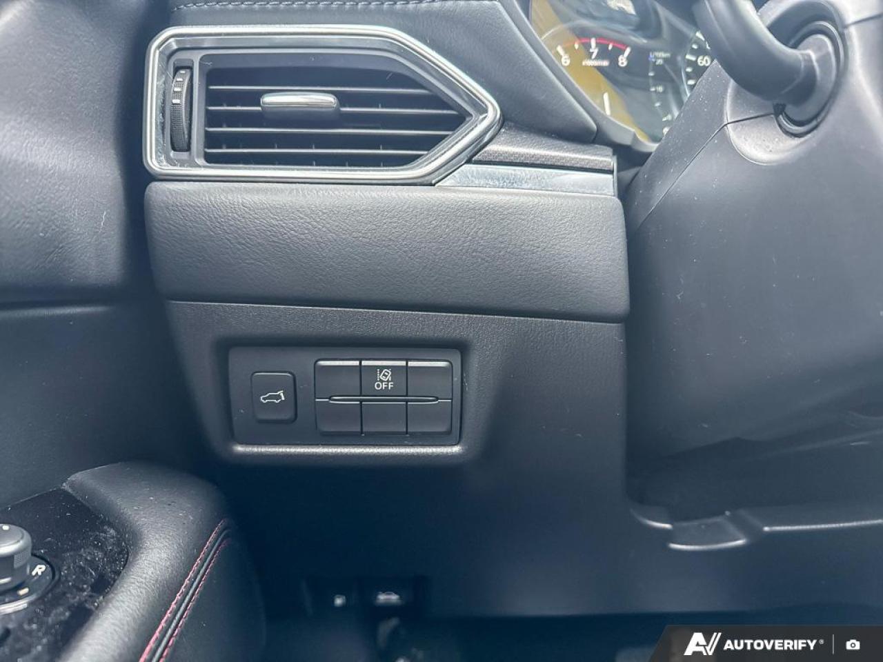 2023 Mazda CX-5 KURO / NO ACCIDENTS/ LEATHER/ ROOF/ HTD SEATS/ AWD Photo