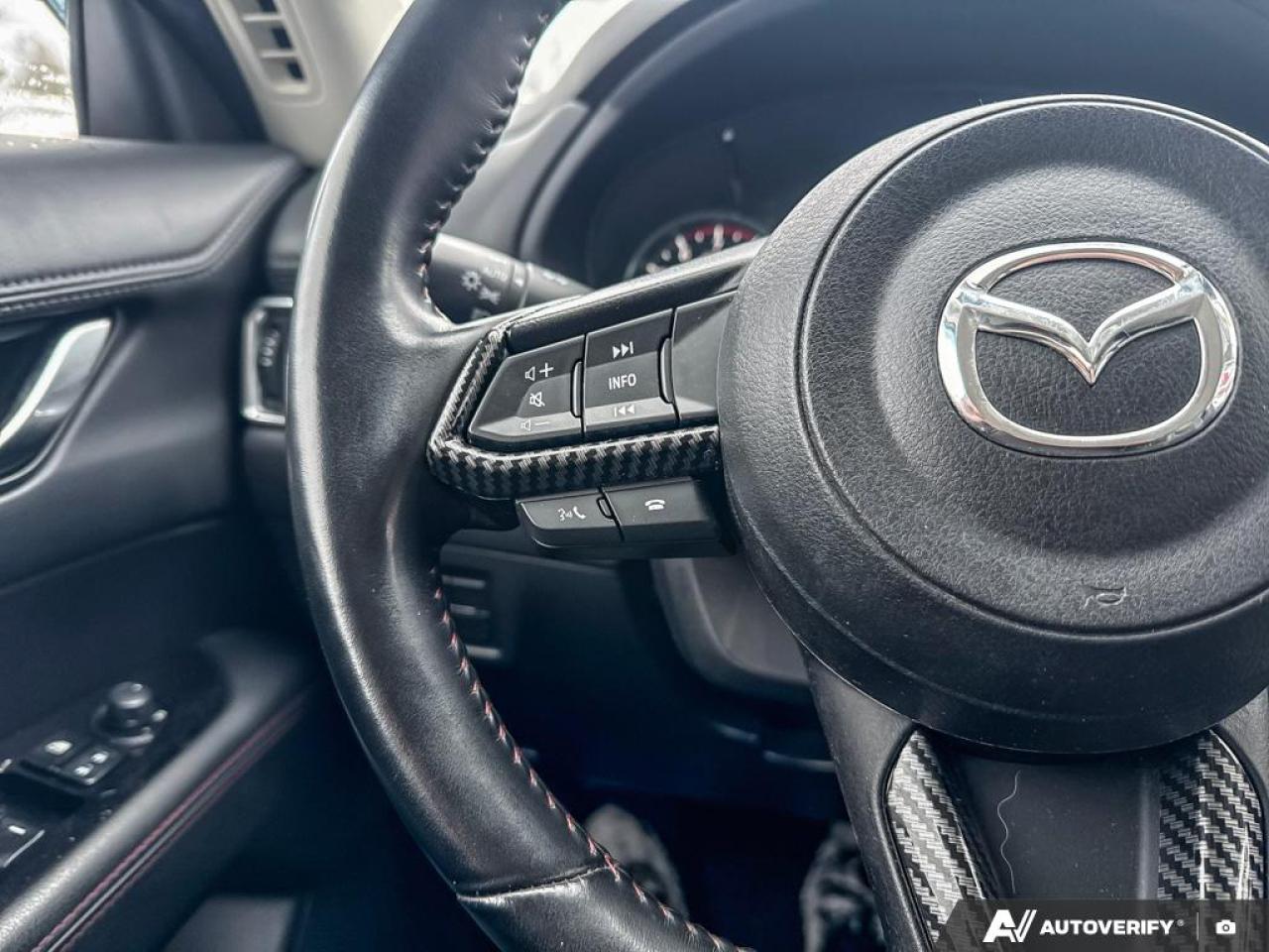 2023 Mazda CX-5 KURO / NO ACCIDENTS/ LEATHER/ ROOF/ HTD SEATS/ AWD Photo