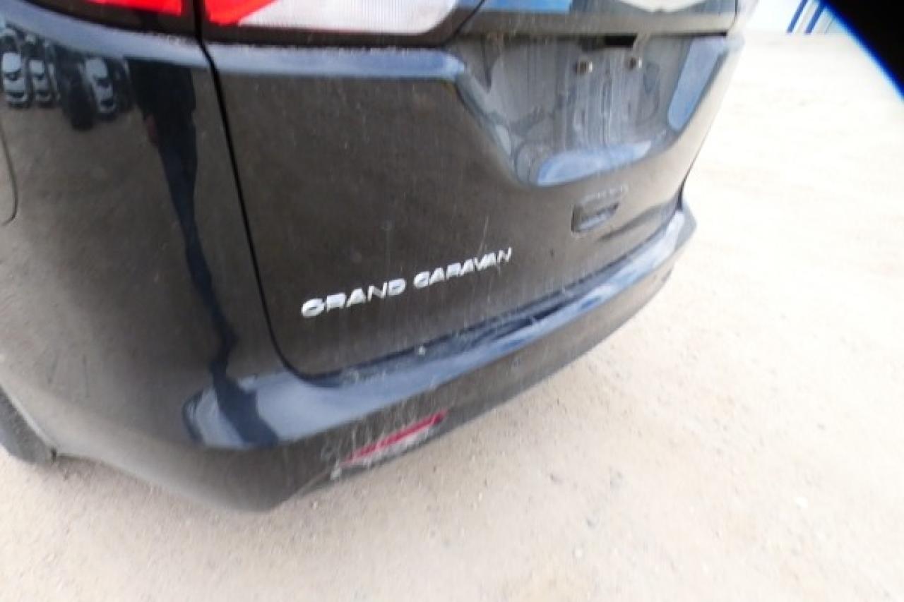 2024 Chrysler Grand Caravan SXT 2WD w/Htd cloth, Htd wheel, NAV, BUC - Photo #28