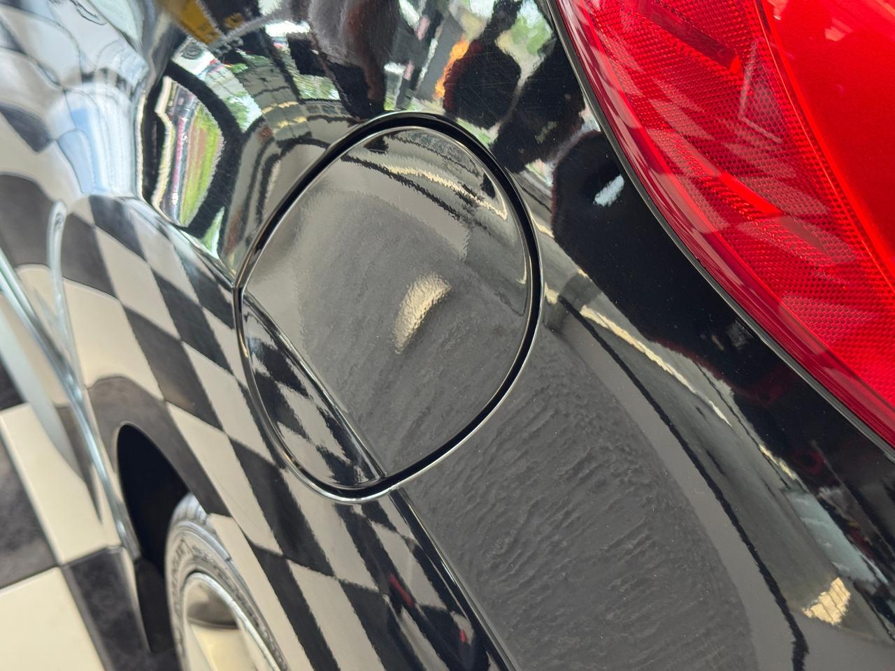 2013 Hyundai Veloster Turbo+Leather+Roof+Camera+Fog Lights+A/C Photo