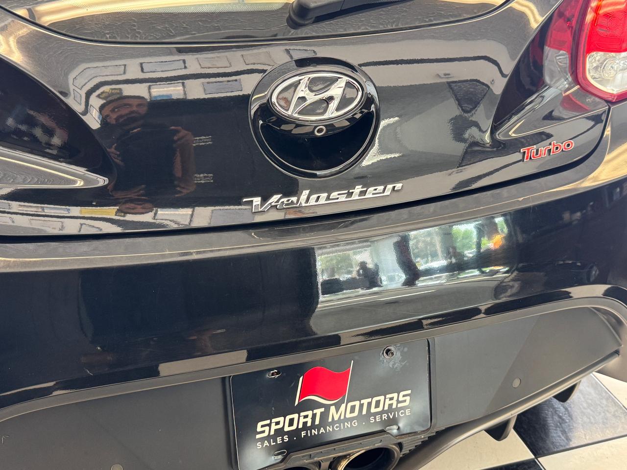 2013 Hyundai Veloster Turbo+Leather+Roof+Camera+Fog Lights+A/C Photo