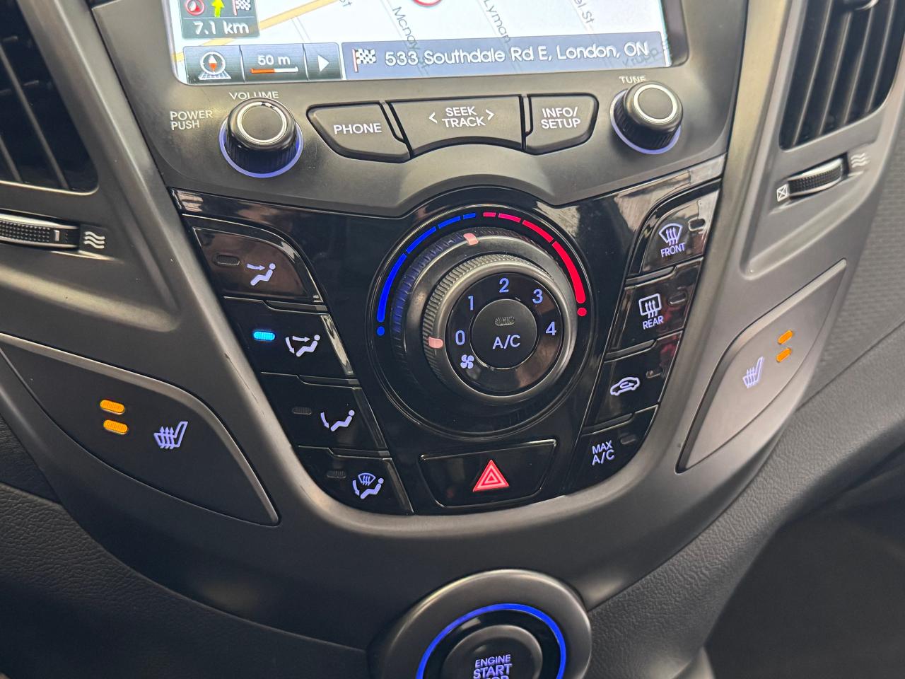 2013 Hyundai Veloster Turbo+Leather+Roof+Camera+Fog Lights+A/C Photo