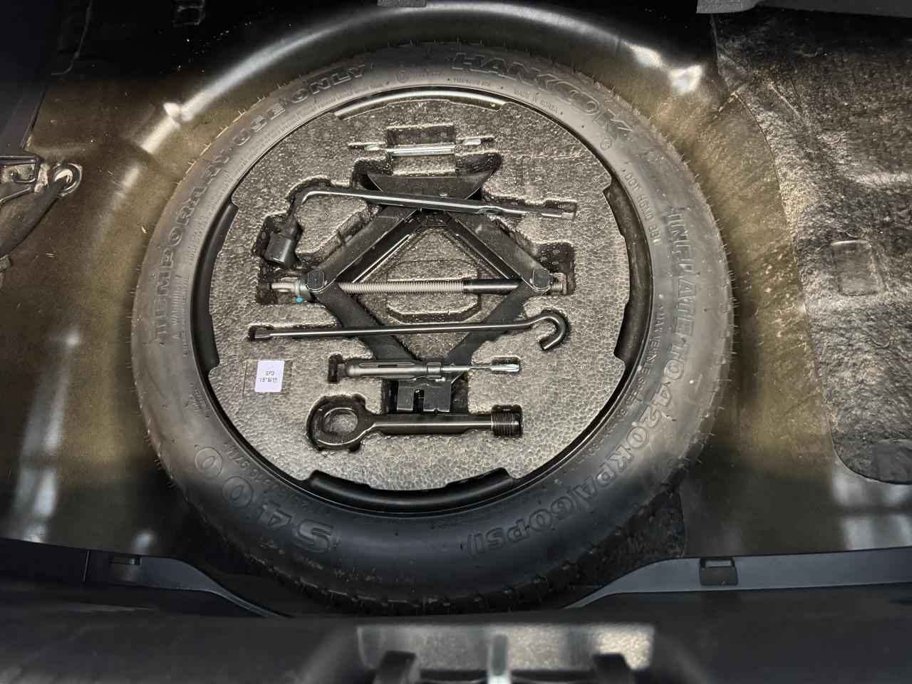 2013 Hyundai Veloster Turbo+Leather+Roof+Camera+Fog Lights+A/C Photo