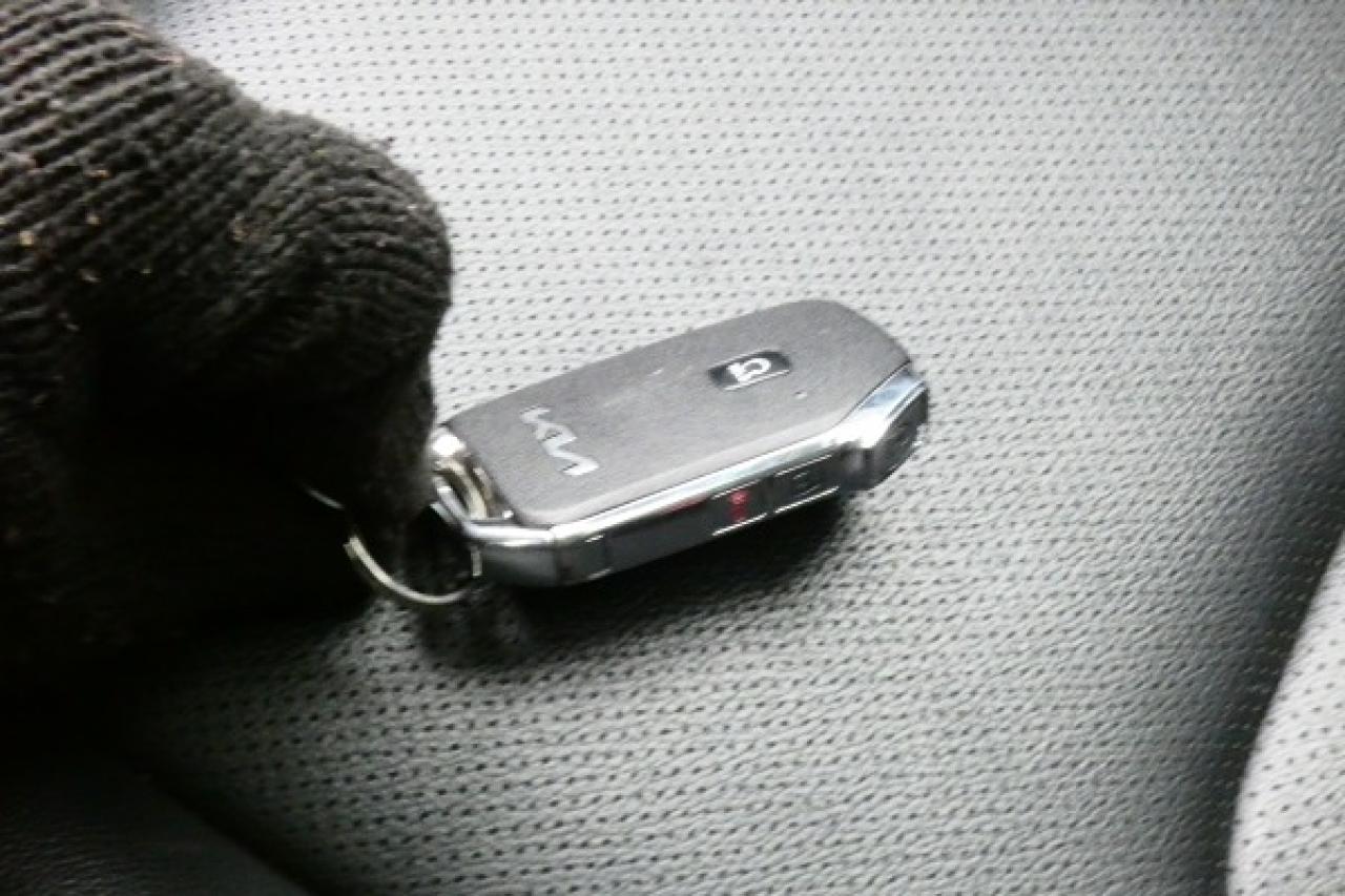 2024 Kia Sportage EX 4x w/Htd Leather, pano S/R, NAV, BUC - Photo #22