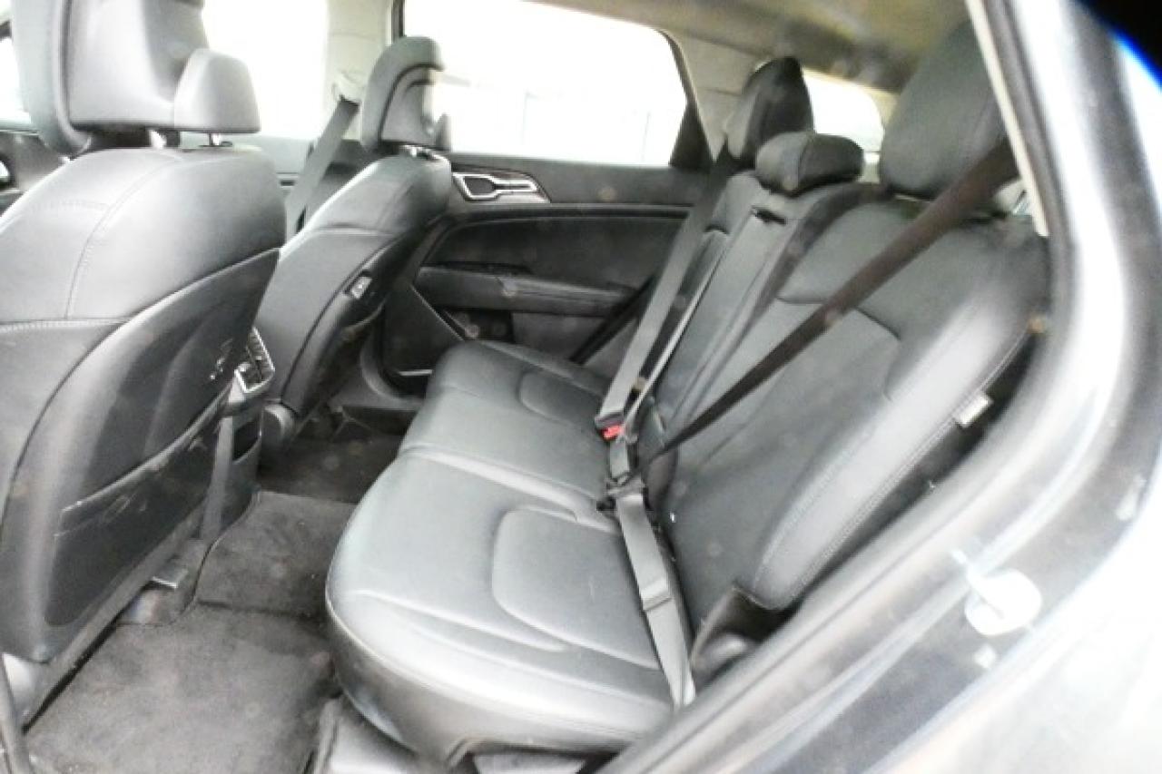 2024 Kia Sportage EX 4x w/Htd Leather, pano S/R, NAV, BUC - Photo #10