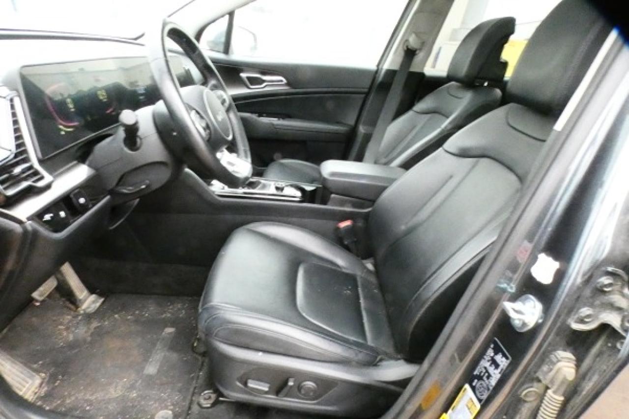 2024 Kia Sportage EX 4x w/Htd Leather, pano S/R, NAV, BUC - Photo #11