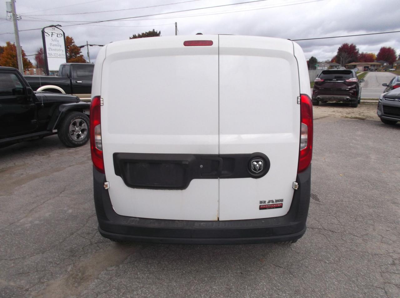 2015 RAM ProMaster City Tradesman - Photo #4