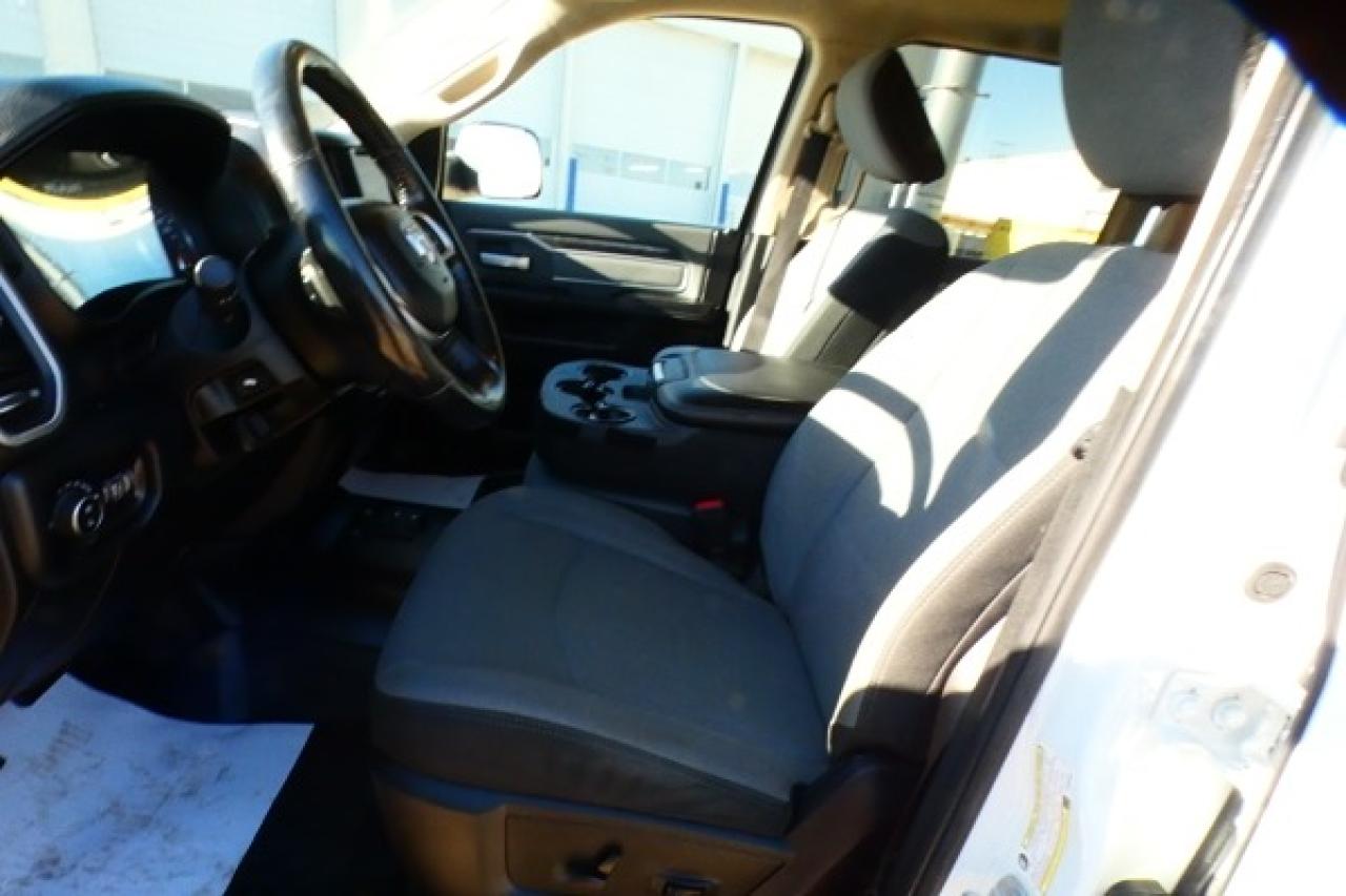 2019 Dodge Ram 2500 Big Horn 4x4 Crew Cab 8' Box w/Power cloth, BUC - Photo #10