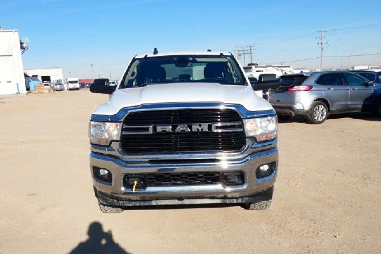 2019 Dodge Ram 2500 Big Horn 4x4 Crew Cab 8' Box w/Power cloth, BUC - Photo #3