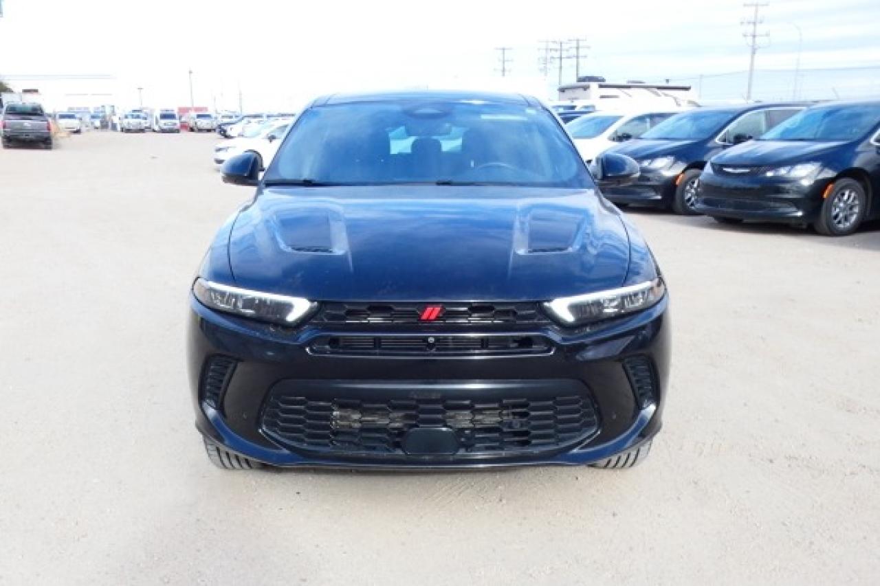 2024 Dodge Hornet GT Plus AWD w/H&C Leather, S/R, NAV, BUC - Photo #3
