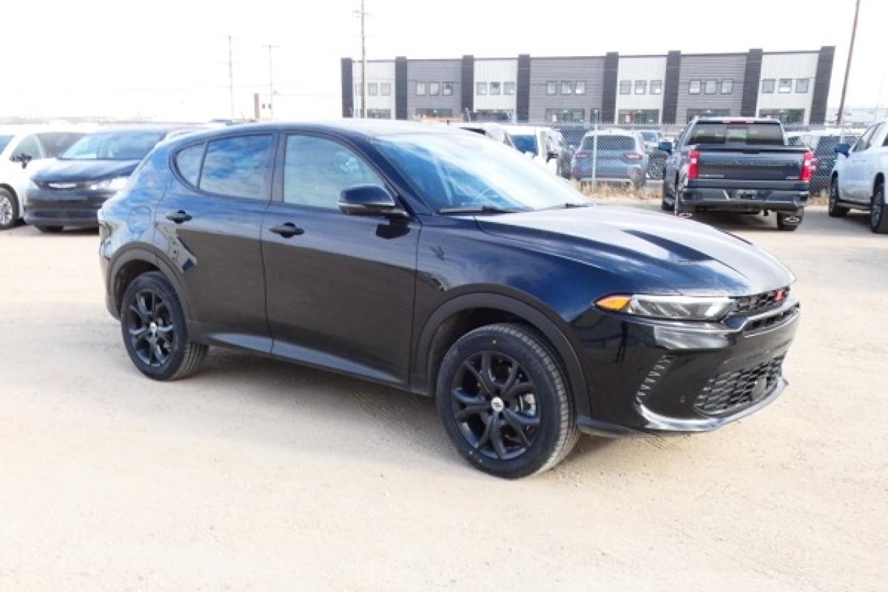 2024 Dodge Hornet GT Plus AWD w/H&C Leather, S/R, NAV, BUC - Photo #4