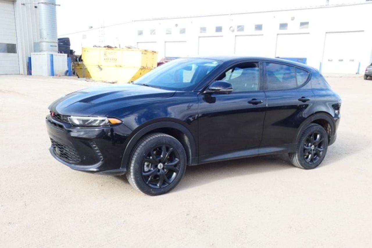 2024 Dodge Hornet GT Plus AWD w/H&C Leather, S/R, NAV, BUC - Photo #2