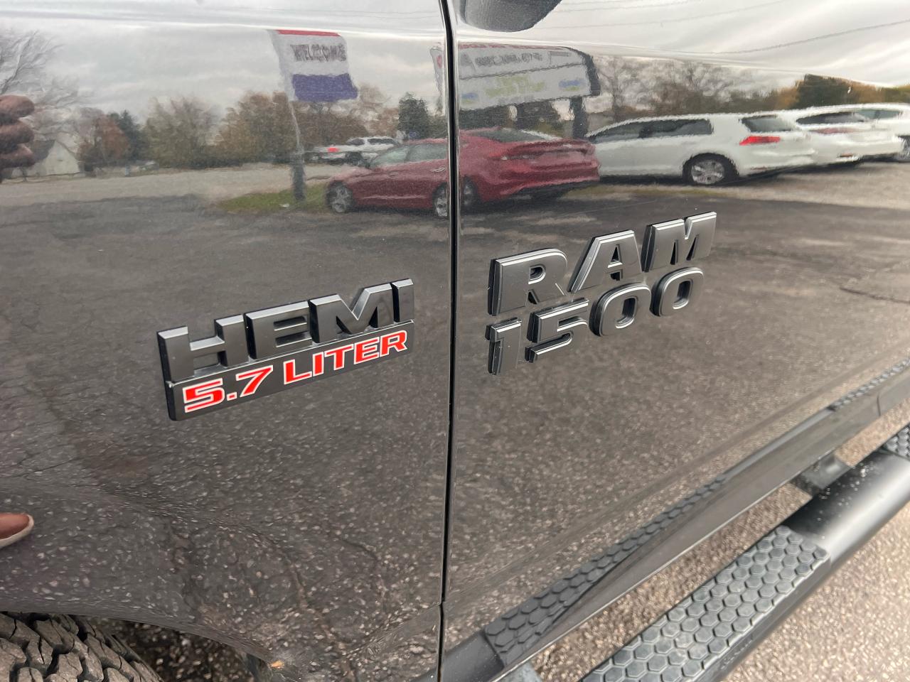 2016 RAM 1500 SPORT Photo50