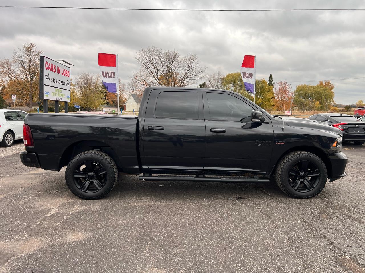 2016 RAM 1500 SPORT Photo41