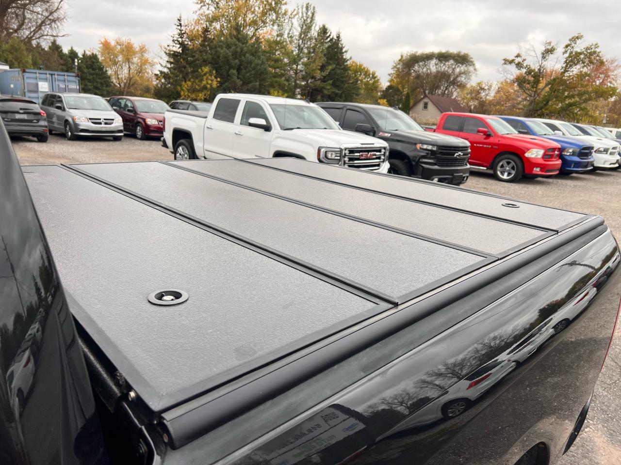 2016 RAM 1500 SPORT Photo13