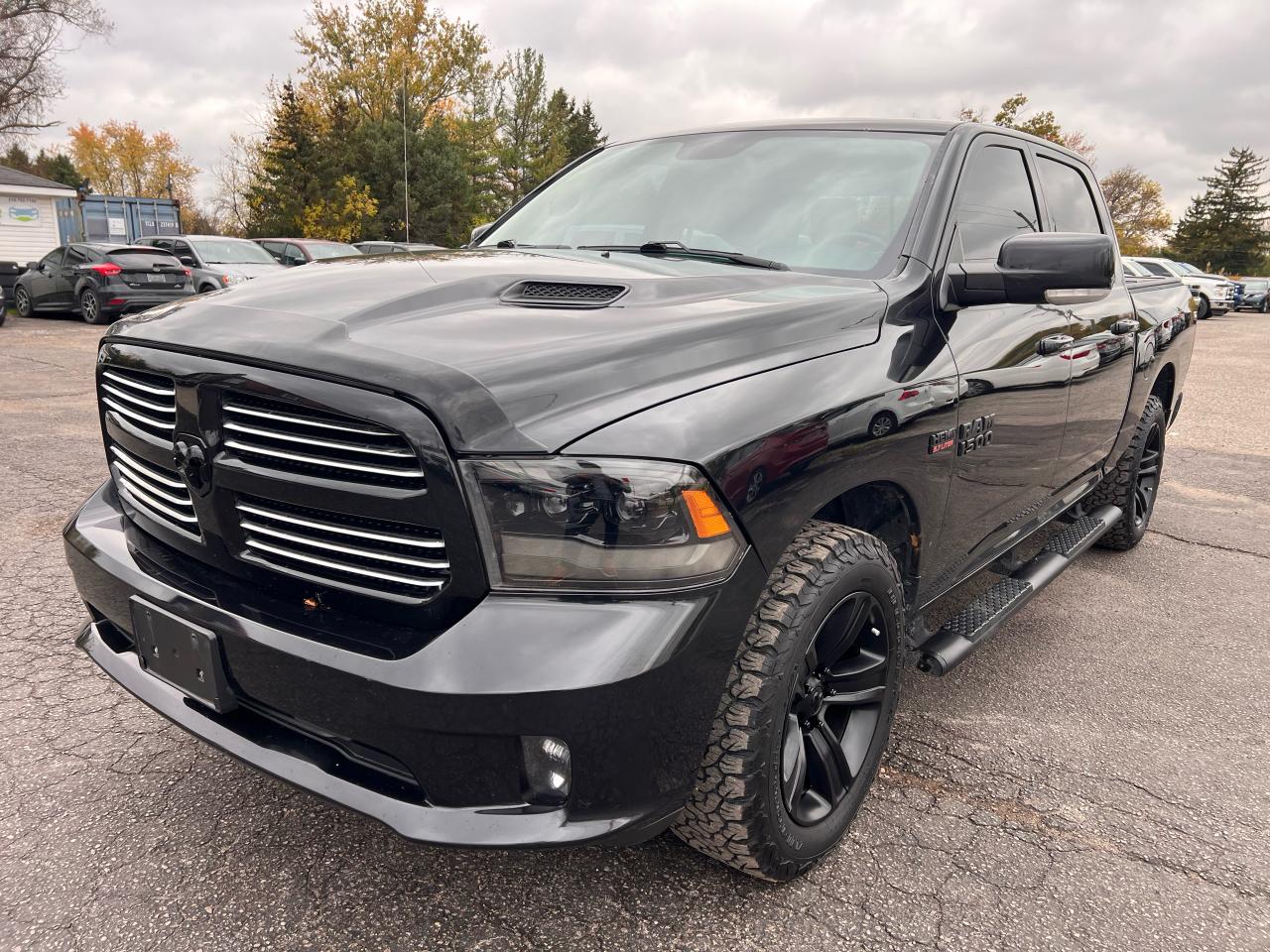 2016 RAM 1500 SPORT Photo7