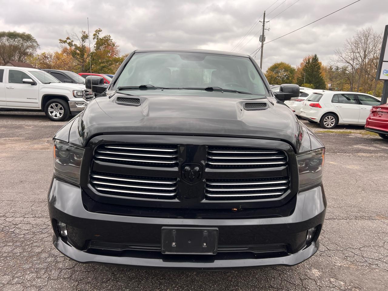 2016 RAM 1500 SPORT Photo47