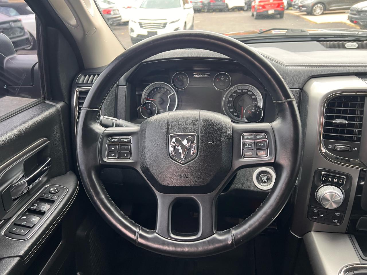 2016 RAM 1500 SPORT Photo21