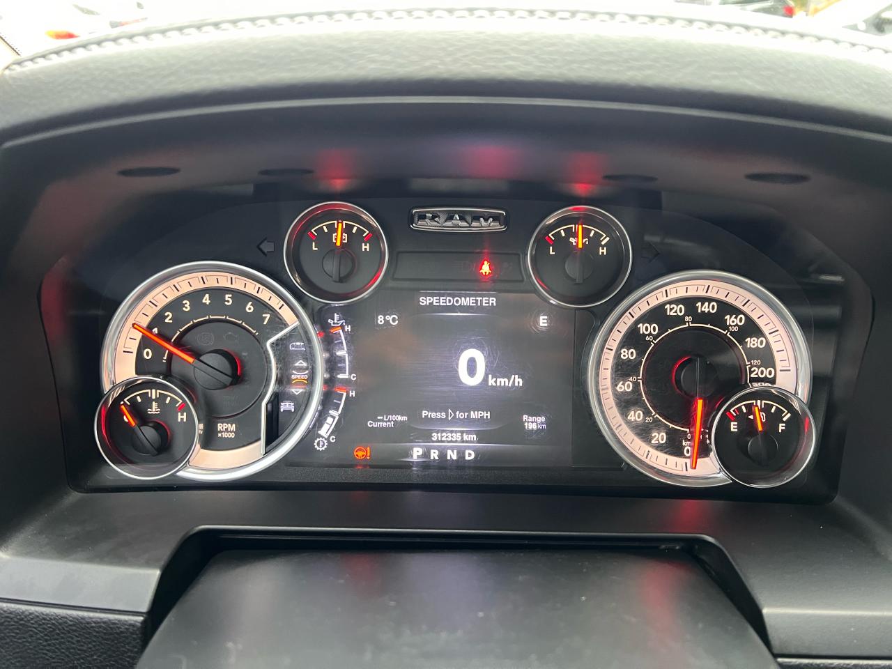 2016 RAM 1500 SPORT Photo69