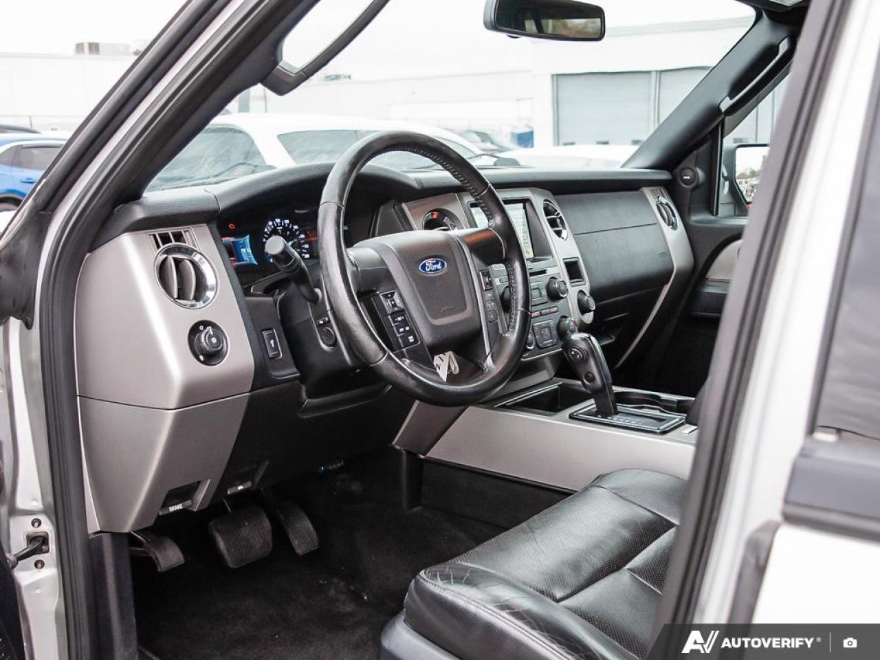 2017 Ford Expedition XLT Photo