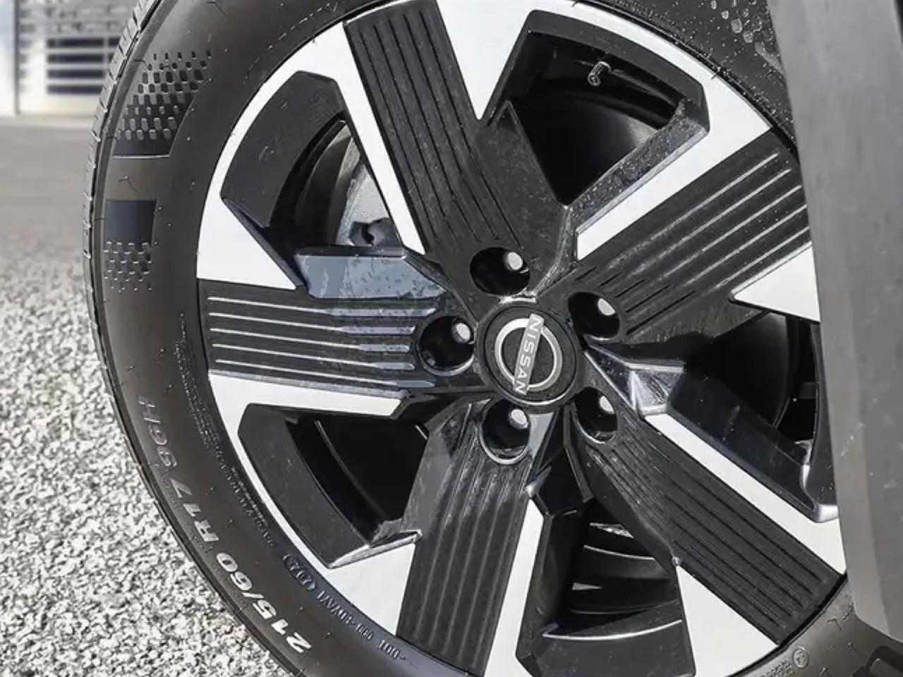 2026 Nissan Kicks SV Photo3