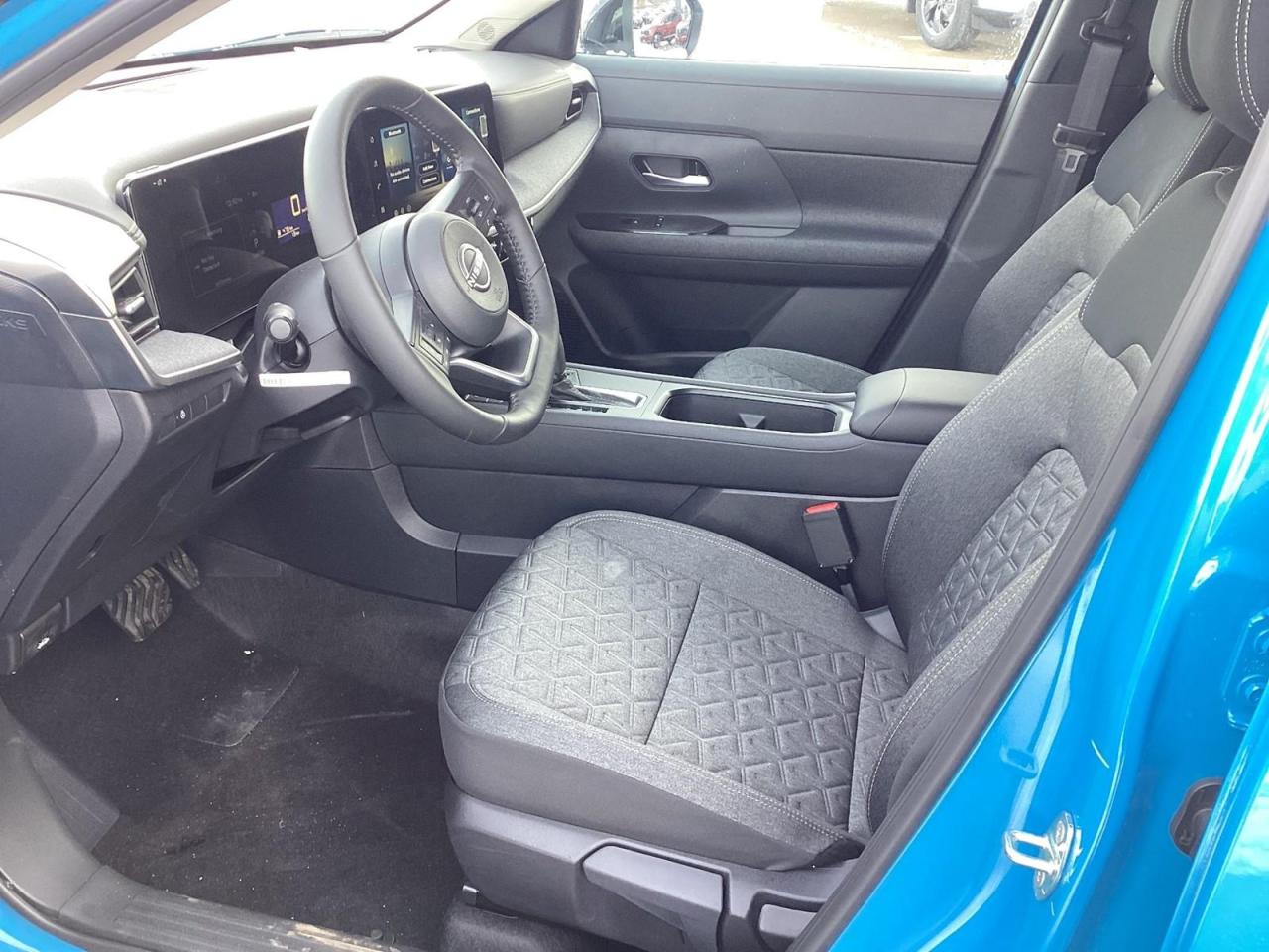 2026 Nissan Kicks SV Photo