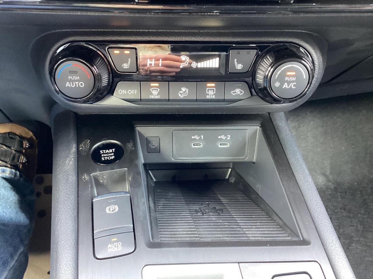 2026 Nissan Kicks SV Photo