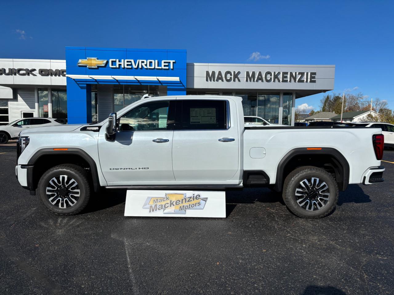 2026 GMC Sierra 2500 HD 2026 GMC Sierra Denali Ultimate 2500HD 4WD Photo