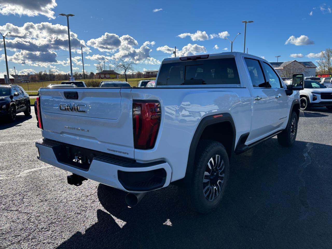 2026 GMC Sierra 2500 HD 2026 GMC Sierra Denali Ultimate 2500HD 4WD Photo